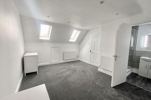 14a Great Coates Road, Healing, Grimsby, DN41 7QS