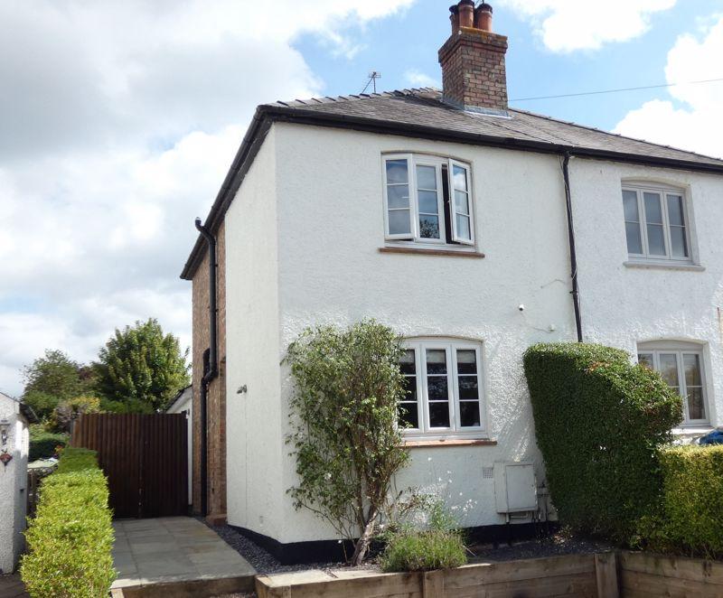 Long Reach, West Horsley 2 bed semidetached house for sale £599,950