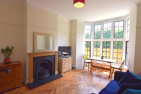 1 bedroom apartment to rent, Meadway, Hampstead Garden Suburb, NW11