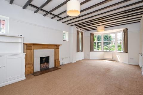 5 bedroom detached house for sale - Leatherhead