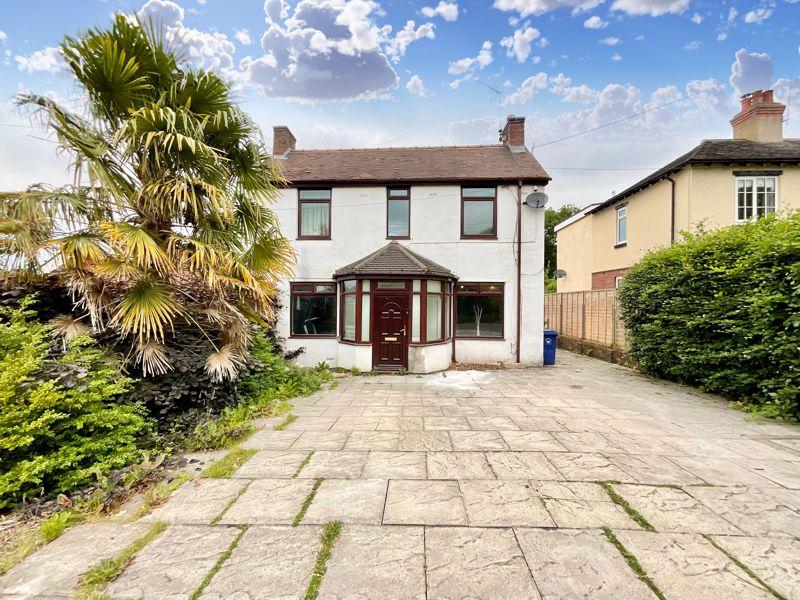 Pepper Street, Keele 3 bed detached house £325,000