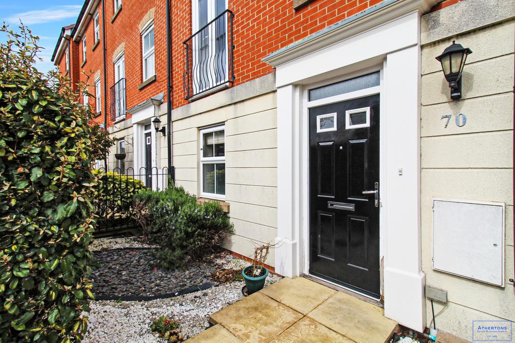 Malmesbury Park Road, Bournemouth. BH8 4 bed townhouse £1,650 pcm (£