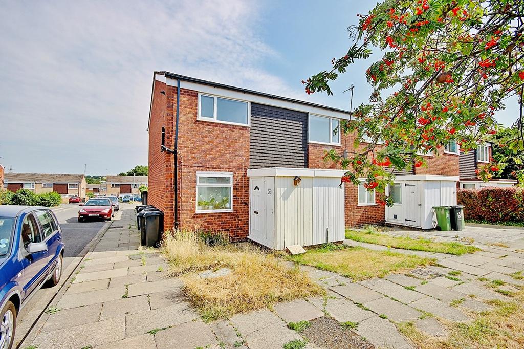 Prestbury Close, Worcester, WR4 2 bed £90,000