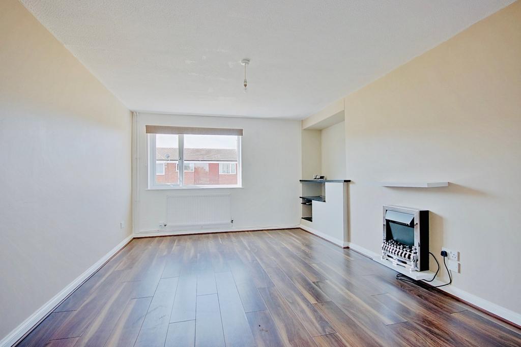 Prestbury Close, Worcester, WR4 2 bed £90,000