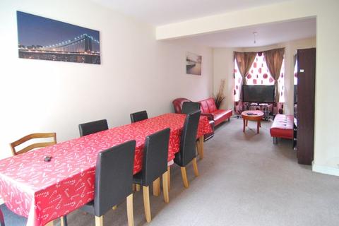 3 bedroom end of terrace house for sale - Jersey Road, Gloucester