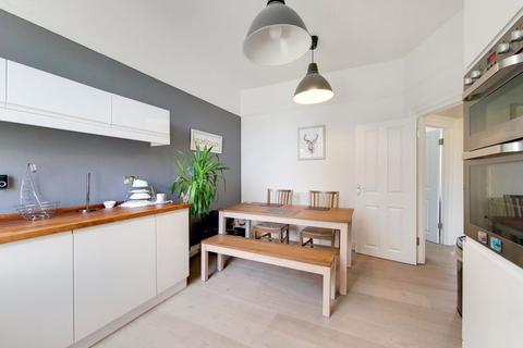 32a Westbury Lane, Buckhurst Hill, IG9 5PL