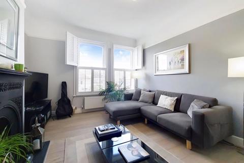 32a Westbury Lane, Buckhurst Hill, IG9 5PL