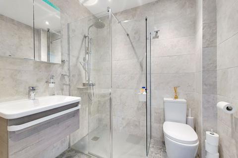 32a Westbury Lane, Buckhurst Hill, IG9 5PL