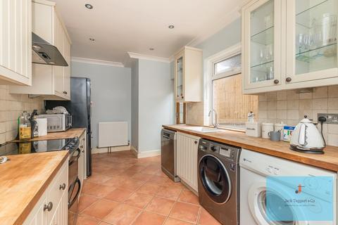 4 bedroom semi-detached house to rent - Gableson Avenue, Brighton, BN1