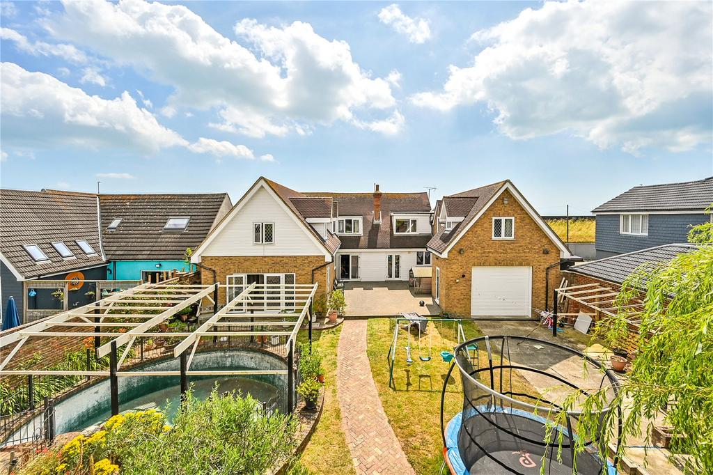 Hythe Road, Dymchurch, Romney Marsh, Kent, TN29 6 bed detached house