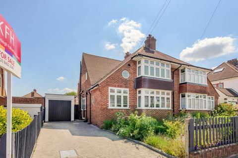 21 Cherry Walk, Bromley, BR2 7LT