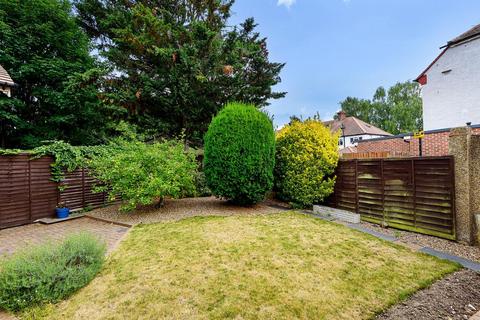 2a Princes Avenue, London, W3 8LS
