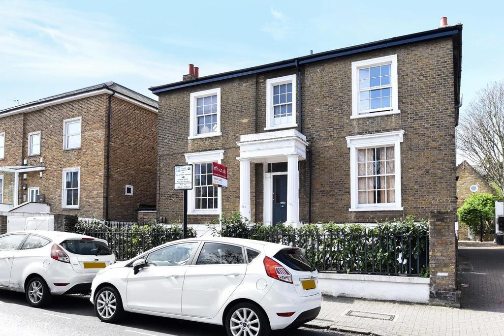 Balham Grove, Balham 1 bed flat £375,000