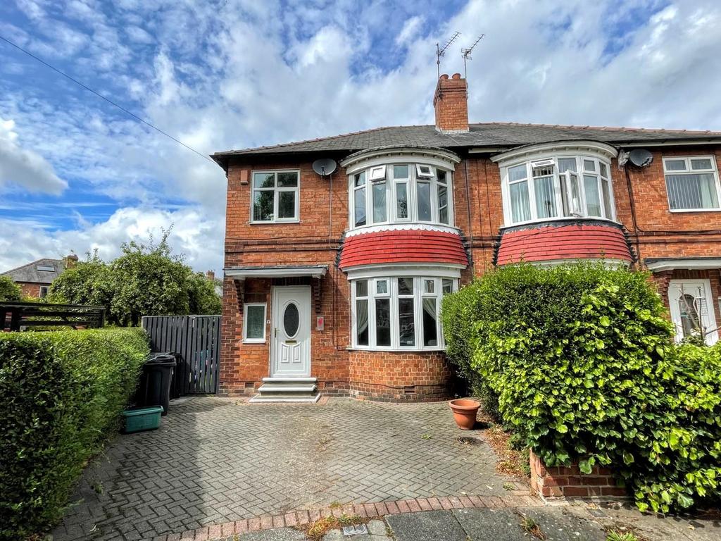 Neasham Drive, Darlington 3 bed semidetached house for sale £180,000