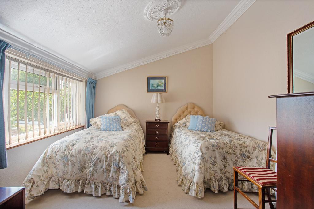 5 Culross Close 303265 -  (13).jpg