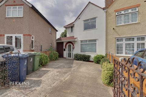 25 Pembroke Road, Greenford, UB6 9QP