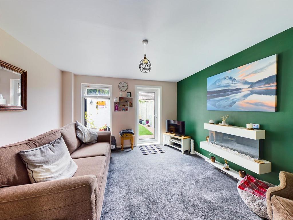 Thoresby Close, Bridlington, Yorkshire 2 bed semidetached house £165,000