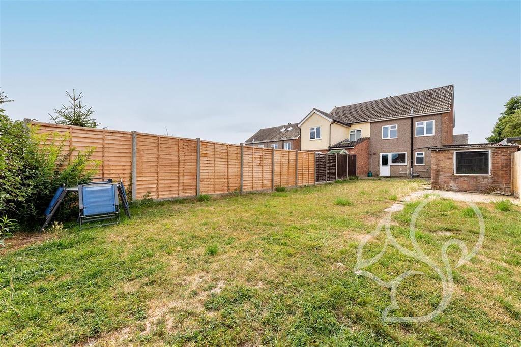 Kings Road, Glemsford, Sudbury 3 bed semidetached house £270,000
