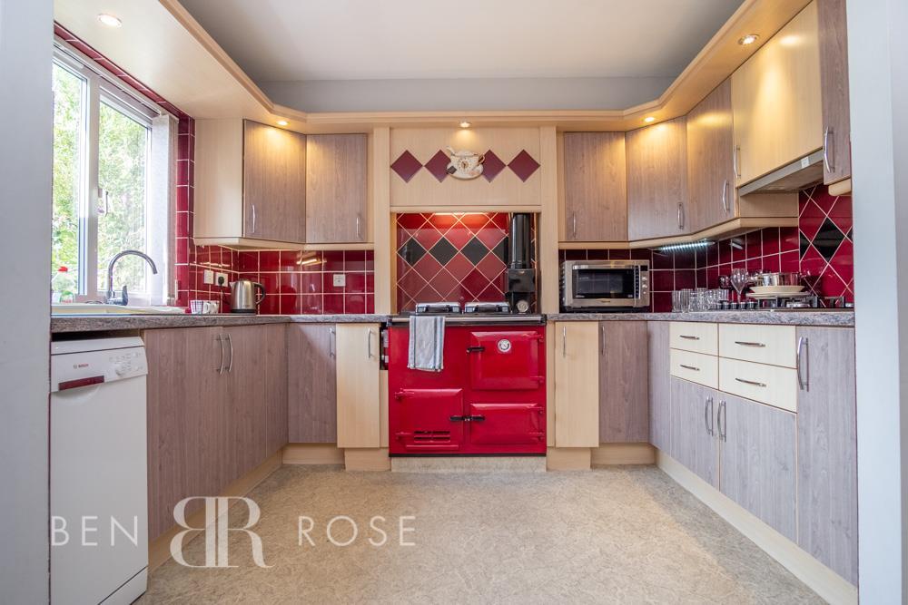 Redhill Grove, Chorley 5 bed detached house £524,995