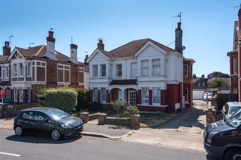 2 bedroom flat for sale - Northcourt Road, Worthing