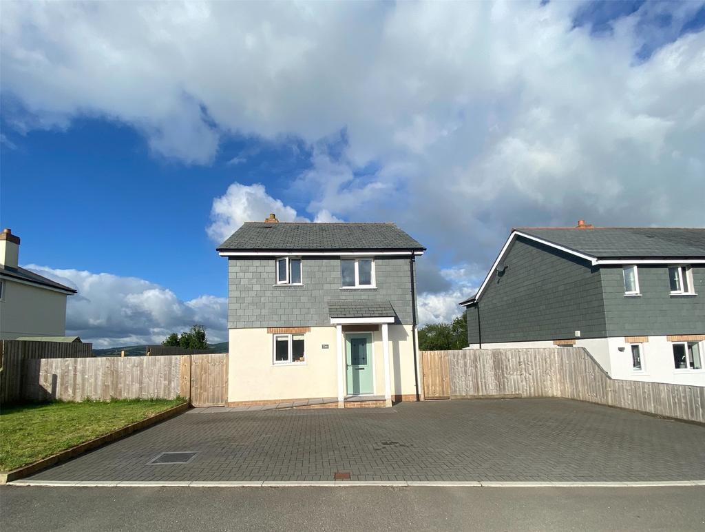 Coads Green, Launceston, Cornwall, PL15 3 bed detached house for sale