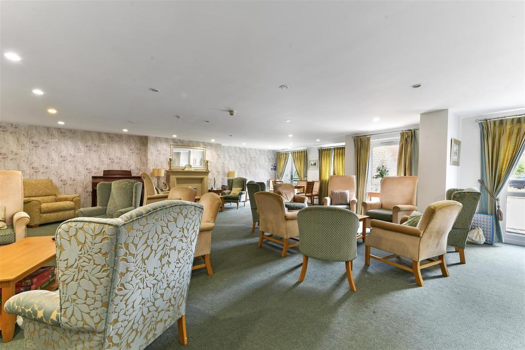 Communal Lounge.jpg