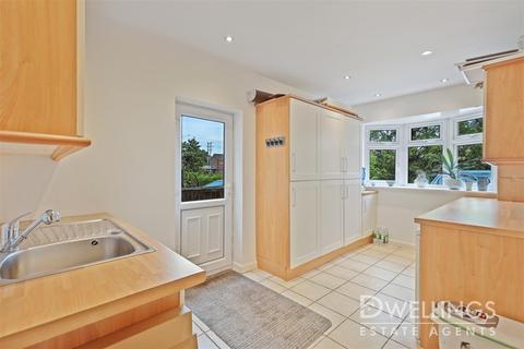67 Wheatley Lane, Burton-on-trent, DE15 0DX