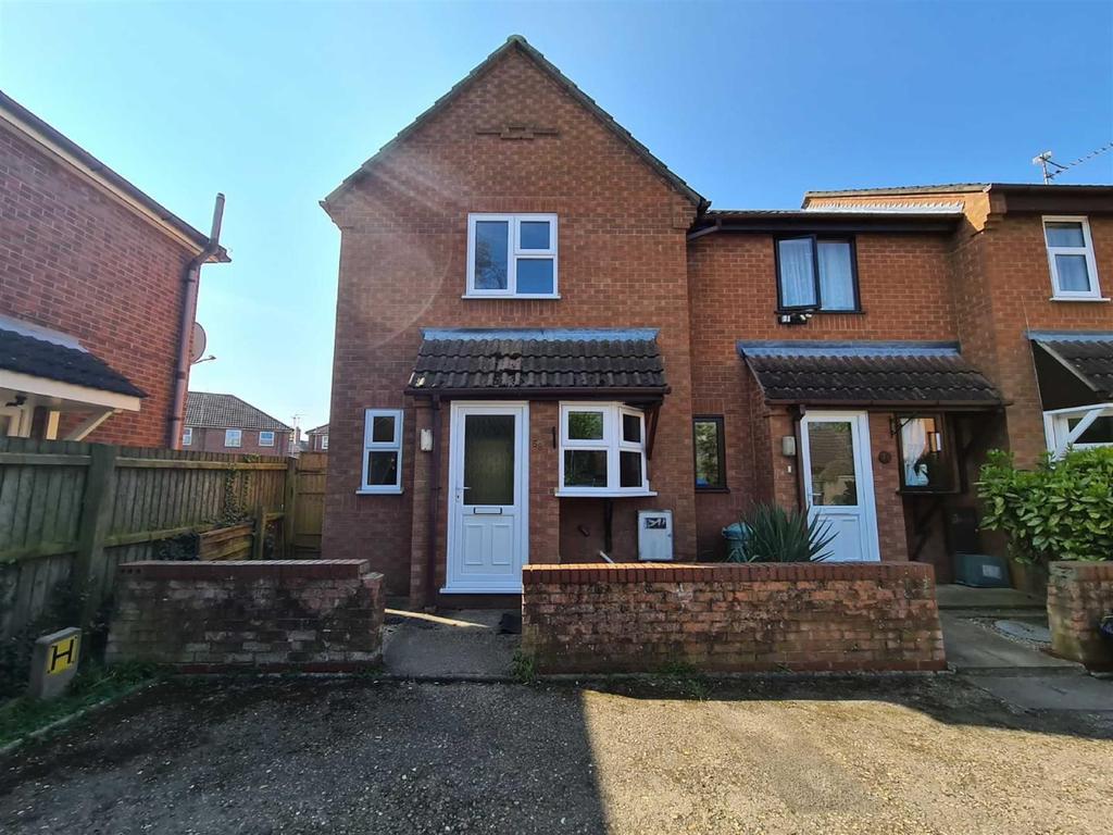 St Thomas Road, Spalding 2 bed end of terrace house £695 pcm (£160 pw)