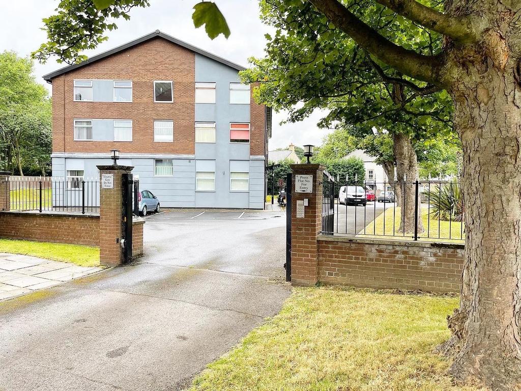 Doncaster Road, Barnsley 2 bed apartment £600 pcm (£138 pw)