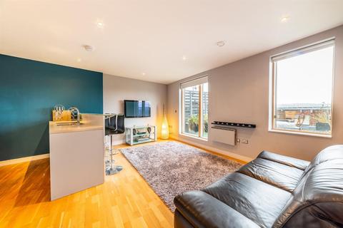 2 bedroom penthouse to rent - *Penthouse* St Ann's Quay, Quayside, Newcastle Upon Tyne