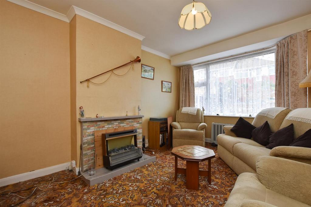 Conqueror Road, St. LeonardsOnSea 2 bed semidetached bungalow £260,000