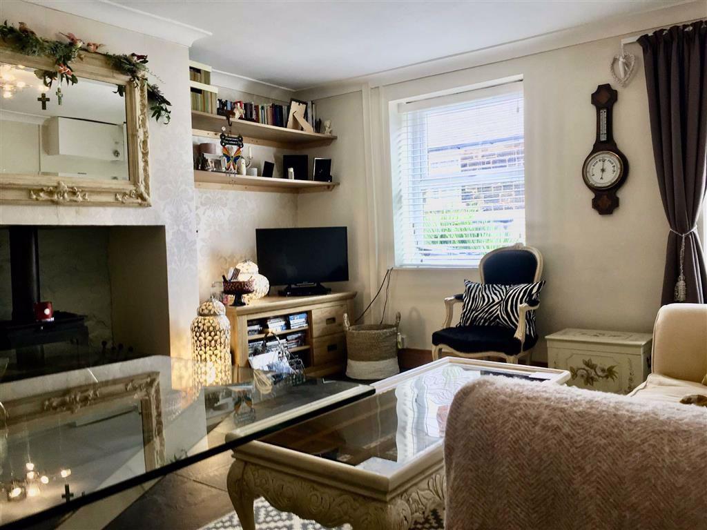 Victoria Road, Brynteg, Wrexham 1 bed cottage £120,000