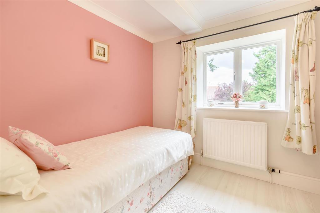 8514818-interior18.jpg