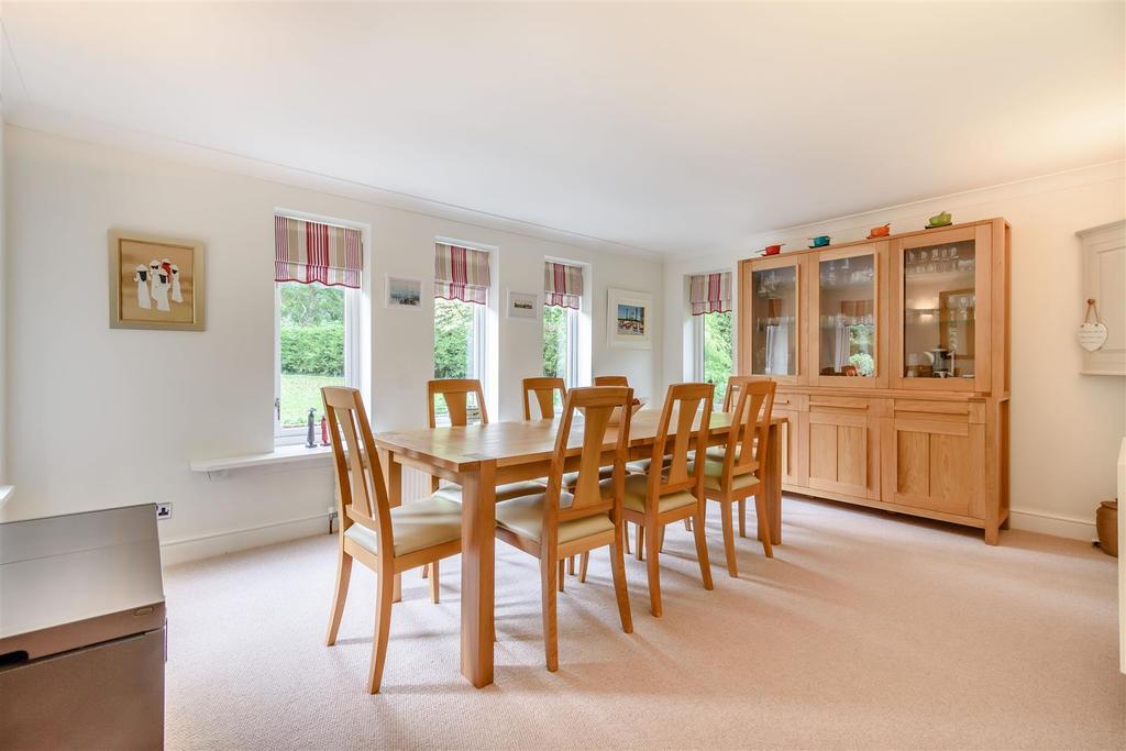 8514818-interior07.jpg