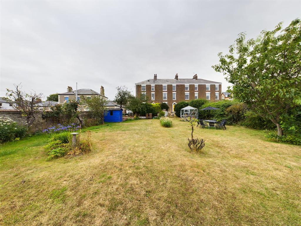 Garden: