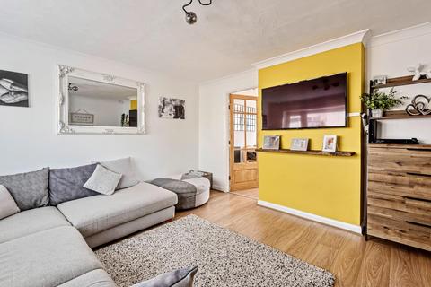 28 Sandgate Drive, Kippax, Leeds, LS25 7EY