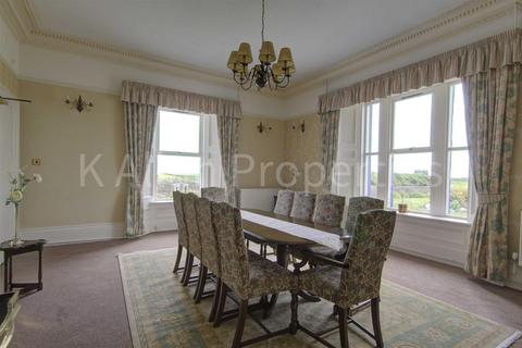 8 bedroom manor house for sale - Cleaton House, Westray, Orkney KW17 2DB