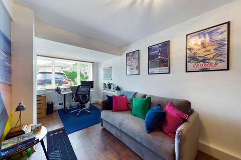 26 Cottingham Drive, Moulton, Northampton, NN3 7LD