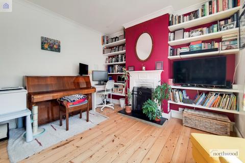 3b Woodland Hill, London, SE19 1PB