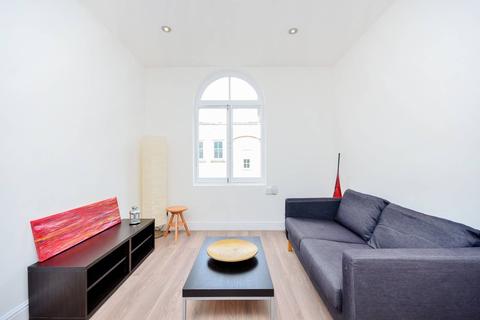 1 bedroom flat to rent - Whitecross Street, Clerkenwell, London, EC1Y