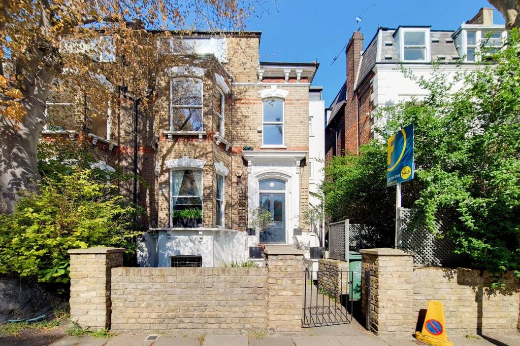 Hillmarton Road, Hillmarton... 2 bed flat £775,000