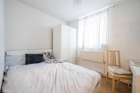 3 bedroom flat for sale - Priory Green, Islington, London, N1