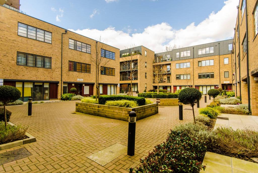 Mildmay Avenue, Mildmay, London, N1 1 bed flat £1,712 pcm (£395 pw)
