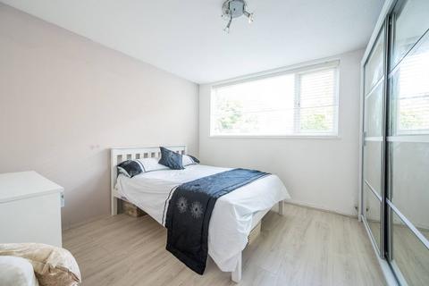 52 Goldman Close, London, E2 6EF