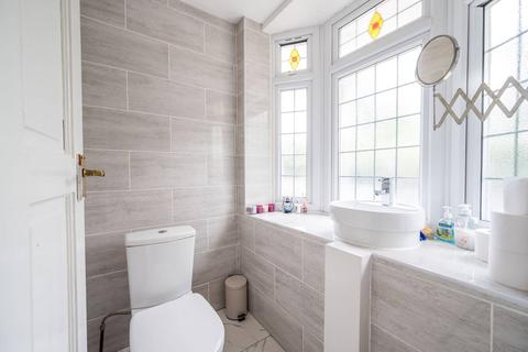 52 Goldman Close, London, E2 6EF