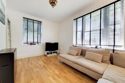 Flat 1, Benn House Turin Street, London, E2 6AX