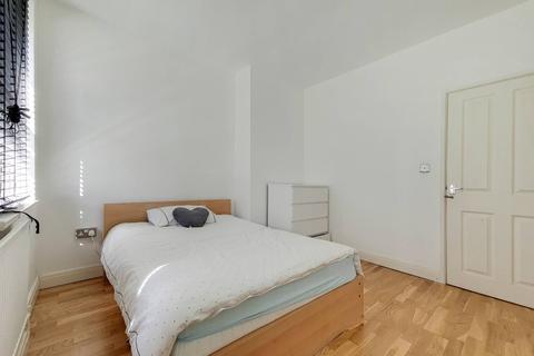 Flat 1, Benn House Turin Street, London, E2 6AX