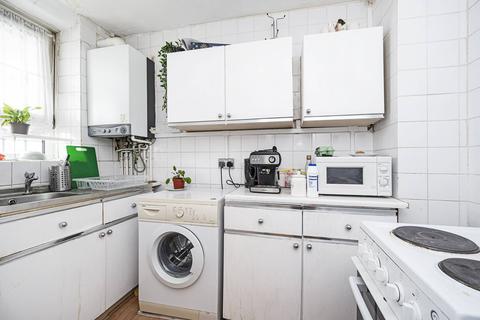 Flat 17, Norden House Pott Street, London, E2 0EQ