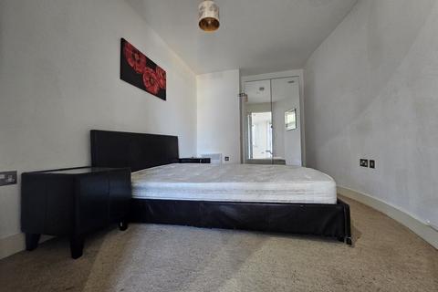 1 bedroom apartment to rent, Echo Central Two, Cross Green Lane