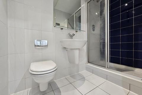 1 bedroom apartment to rent, Echo Central Two, Cross Green Lane